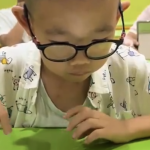 Calcoli velocissimi con le dita: come fanno i bambini asiatici?